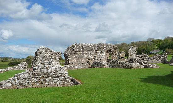 Ogmore Castle